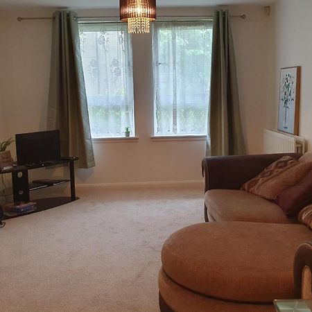 2-Bedroom Back Hilton Area Apartment - Ground Floor, Aberdeen City Center Pokój zdjęcie